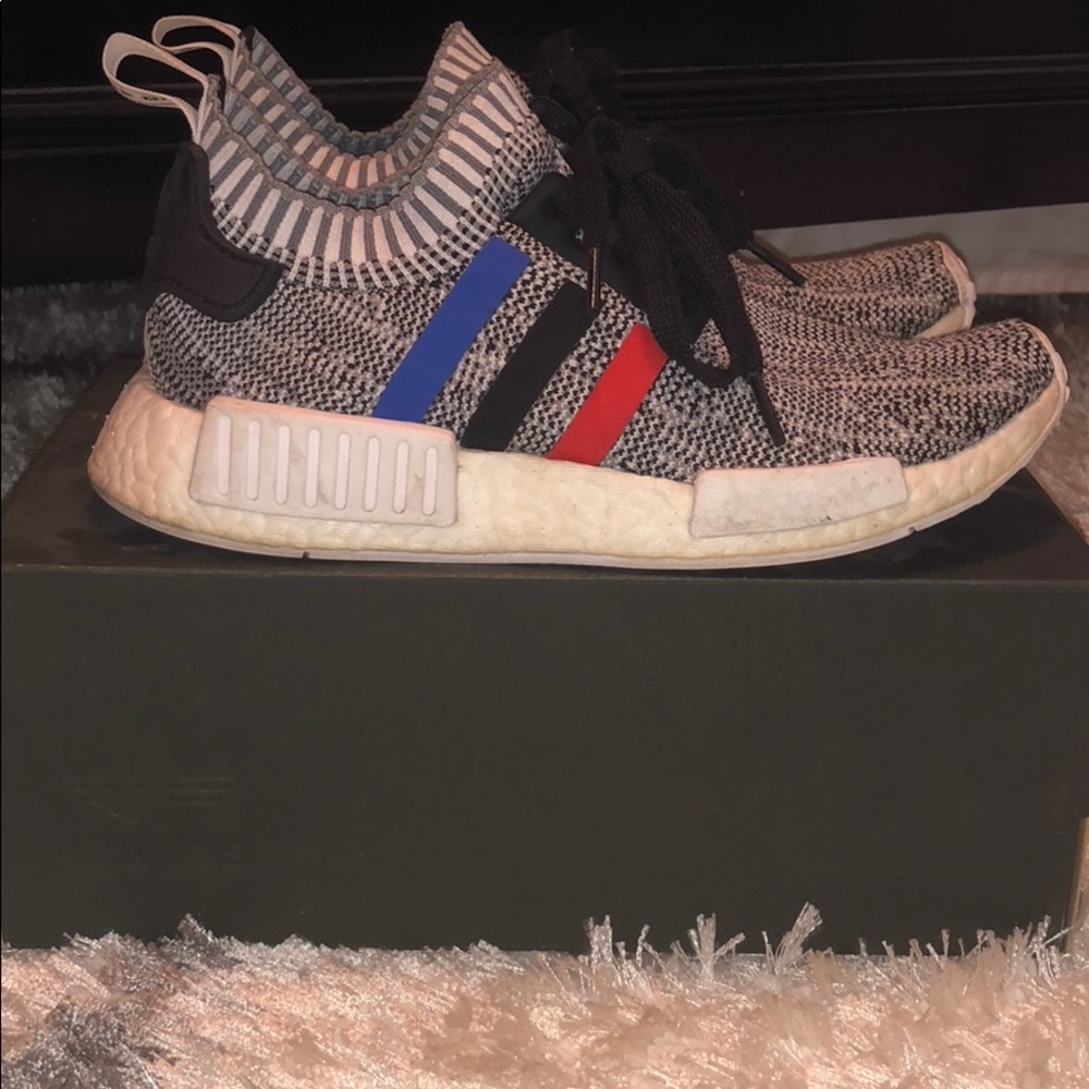 Adidas NMD R1 primeknit tri color